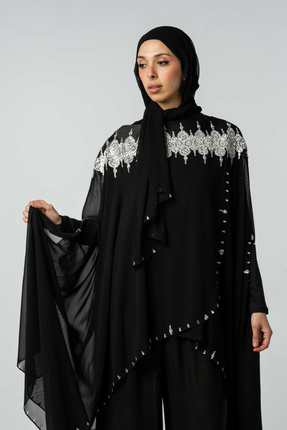 كاب بطرحه - BERIONY